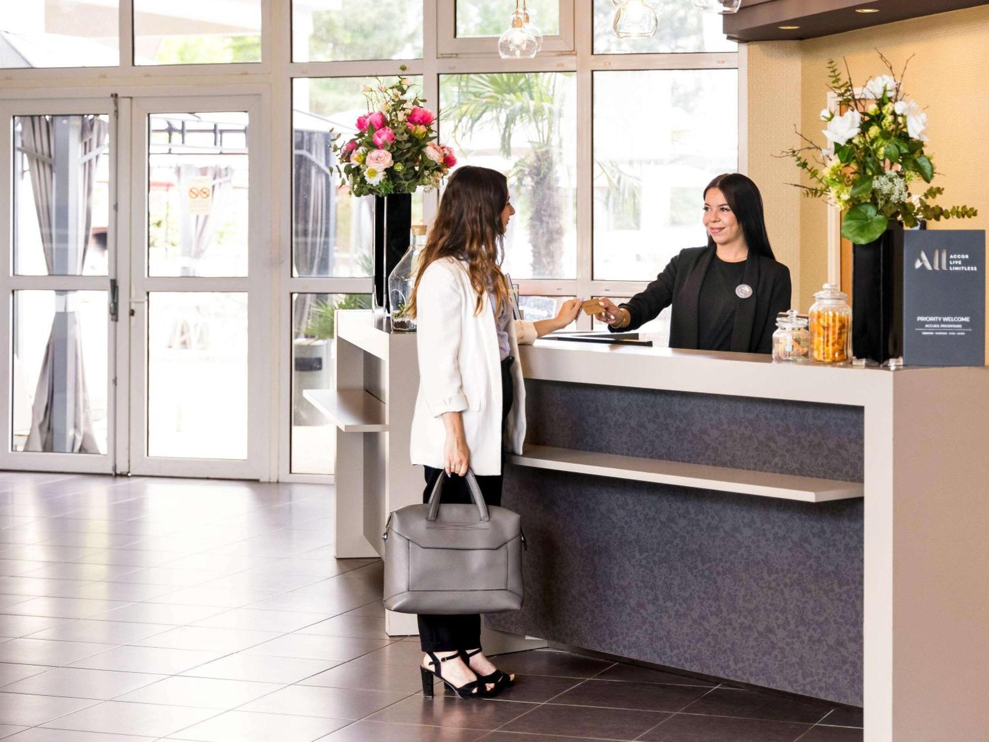 Mercure Tours Nord Экстерьер фото